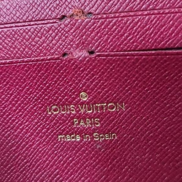 💯 Authentic Louis Vuitton zipped Long Wallet 💯 - Picture 7 of 13
